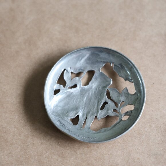 cat enclosed like dish - Picture 4 of 5